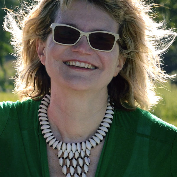 Amanda Villepastour: Ancient Text Messages of the Yorùba Bàtá