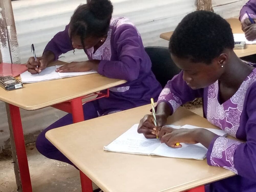 Students are studying core academic subjects alongside cultural and artistic disciplines.