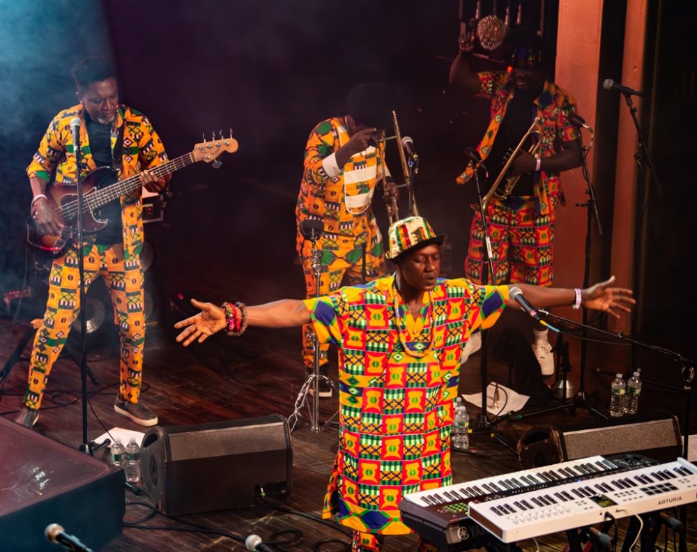 Harry Taylor on the keyboard