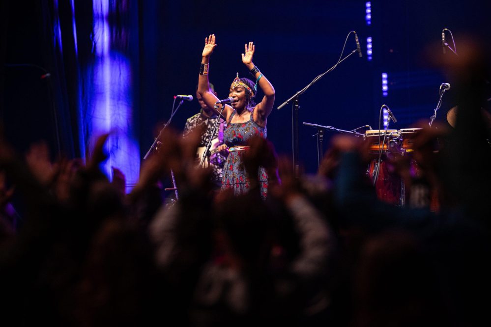 Photo by Jens Schlenker